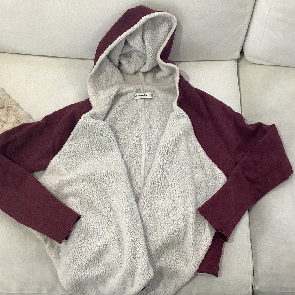 Abercrombie burgundy Sherpa Shawl